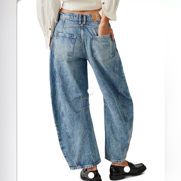 We The Free Good Luck Mid Rise Barrel Jeans in Ultra Light Beam Size 27 - Picture 5 of 15